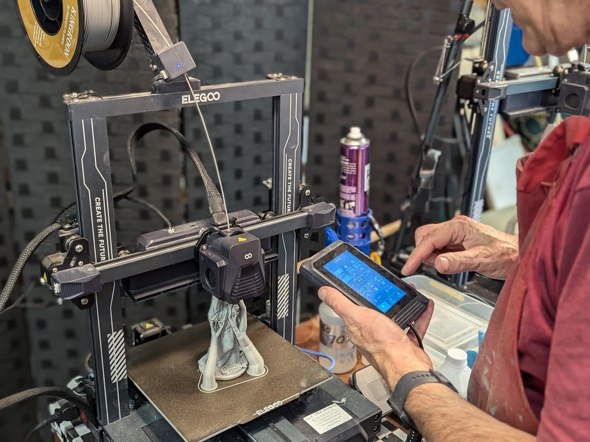 The master pattern coming off the 3D printer